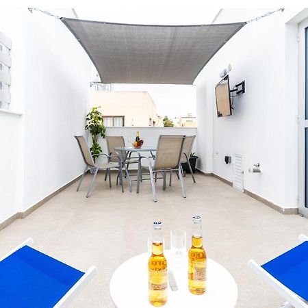 Spiros Luxury Apartments 아이아 나파 외부 사진
