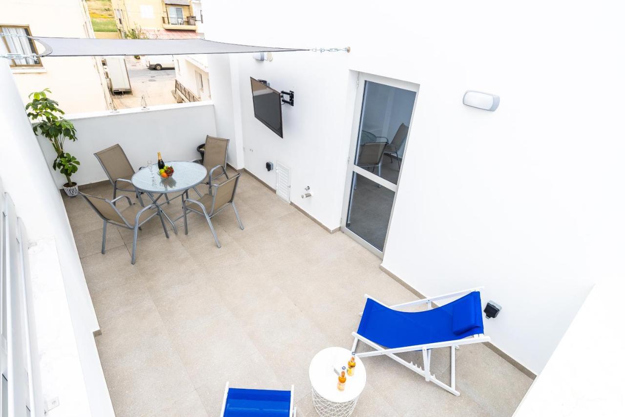 Spiros Luxury Apartments 아이아 나파 외부 사진