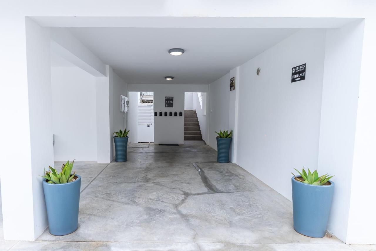 Spiros Luxury Apartments 아이아 나파 외부 사진