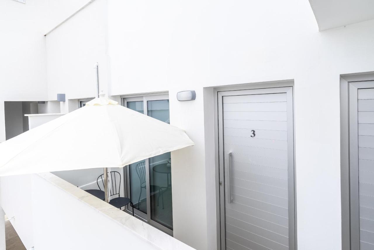 Spiros Luxury Apartments 아이아 나파 외부 사진